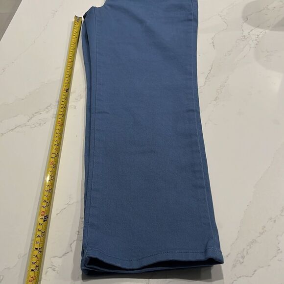 Gloria Vanderbilt Amanda classic fit blue denim jeans-FREE w/Bundle Purchase - Picture 8 of 11